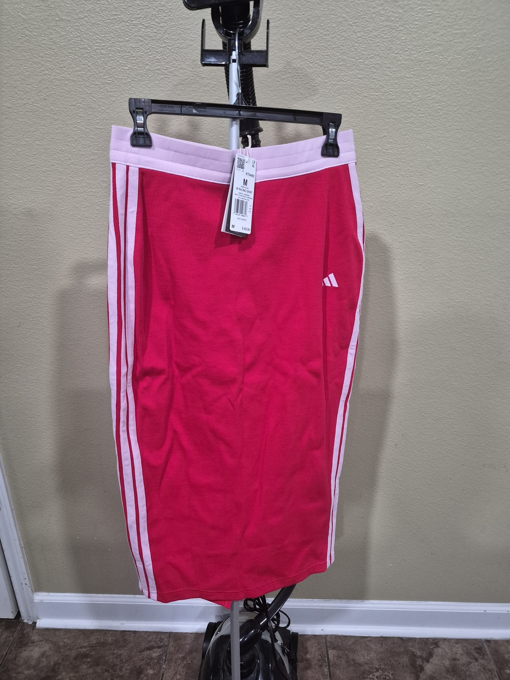 adidas Women's Red Pencil Skirt with Light Pink Trim Size M